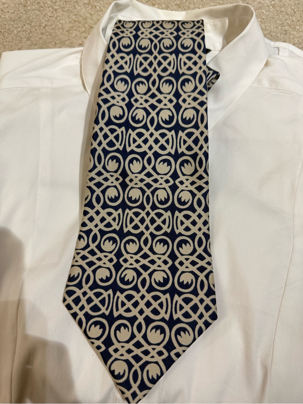Hermes  Navy Blue Beige Geometric Silk Luxury Tie, Made in France
